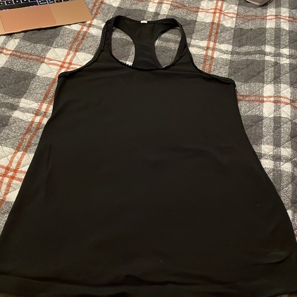 Size 6 (I think) Lululemon CRB tank - Picture 3 of 3